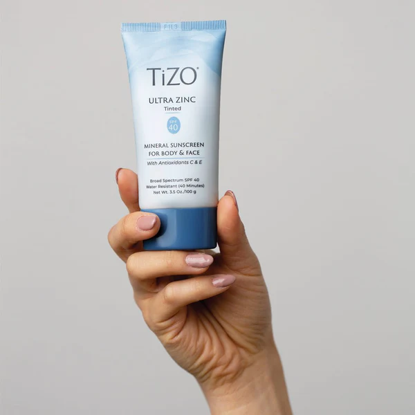tizo-ultra-zinc-body-face-tinted-spf40-100g-503377_grande.jpg